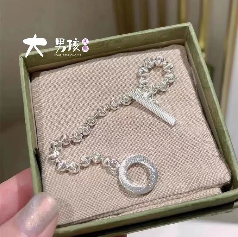 Gucci Bracelet 01lyr07